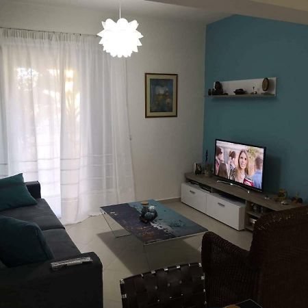 Menta Apartment Nea Iraklitsa エクステリア 写真