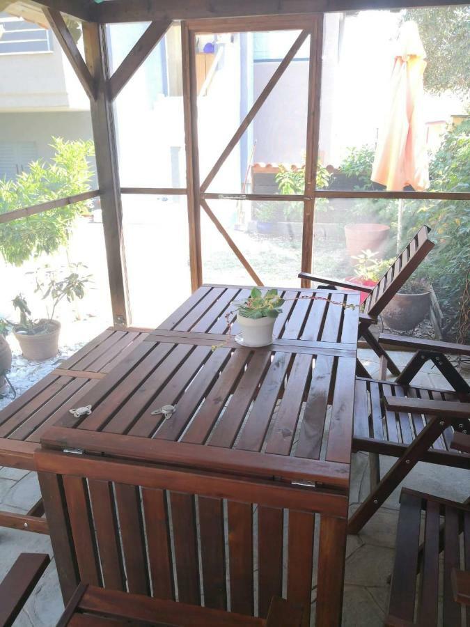 Menta Apartment Nea Iraklitsa エクステリア 写真